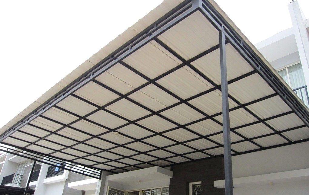 8 Desain Kanopi Transparan Minimalis, Bikin Rumah Terang & Modern