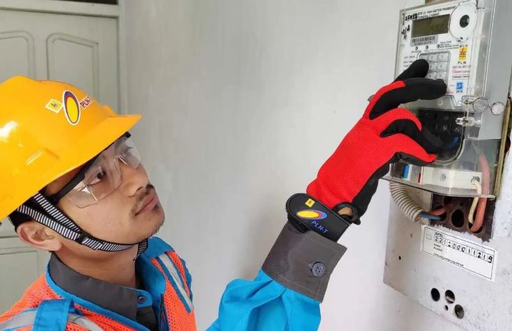Biaya Pasang Listrik Baru PLN 2025: Panduan & Simulasi Terbaru