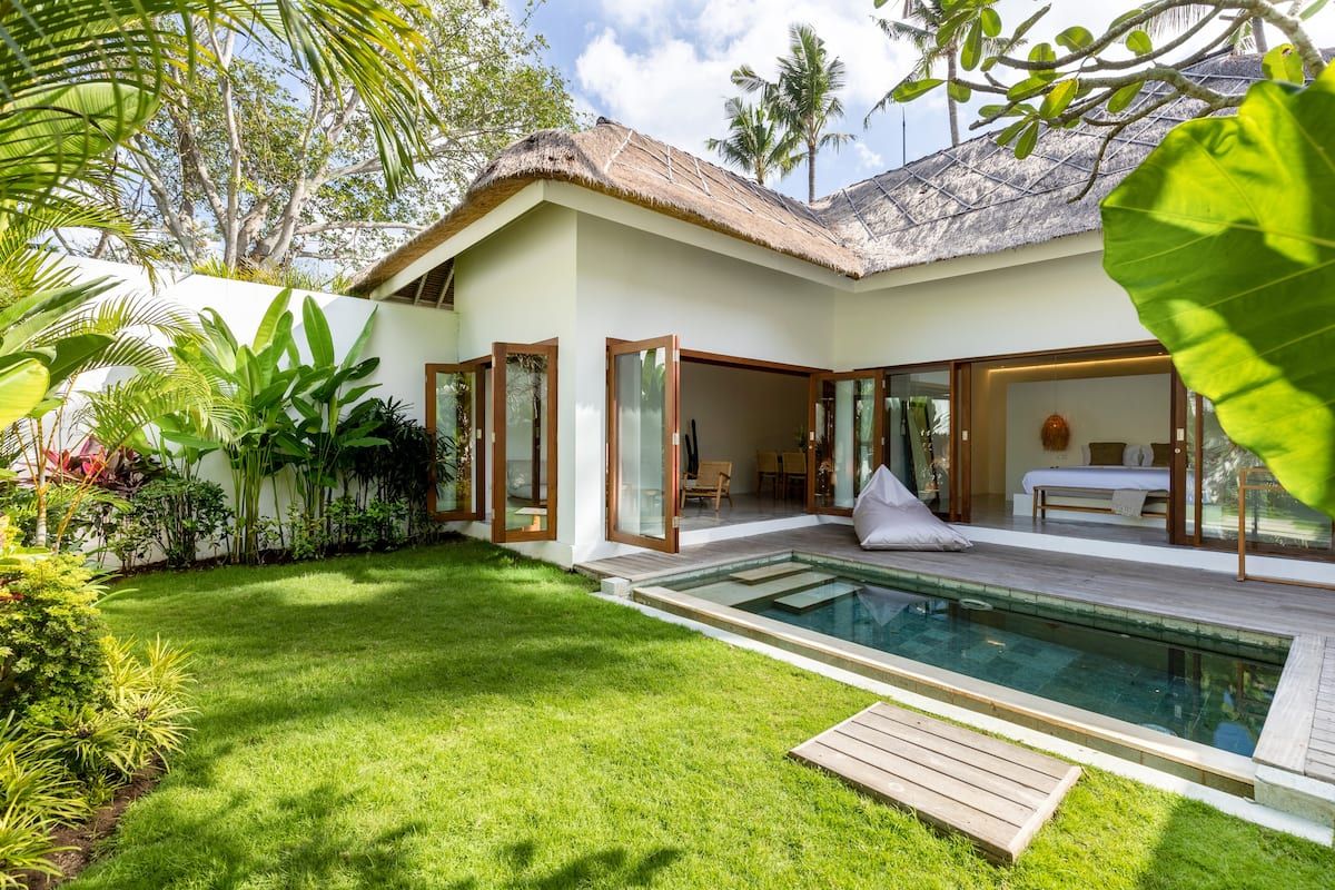 Bosan di Rumah? Ini 5 Rekomendasi Villa Staycation Natal & Tahun Baru Terbaik untuk Keluarga