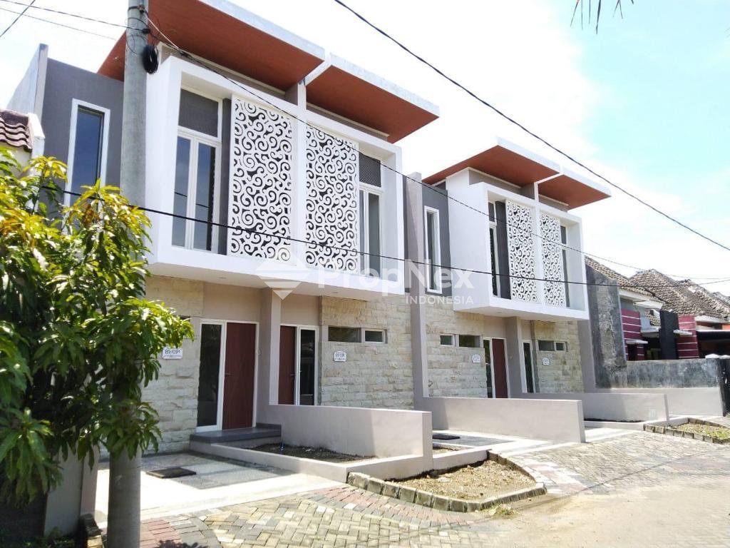 Puri Safira Grand shanaya menganti