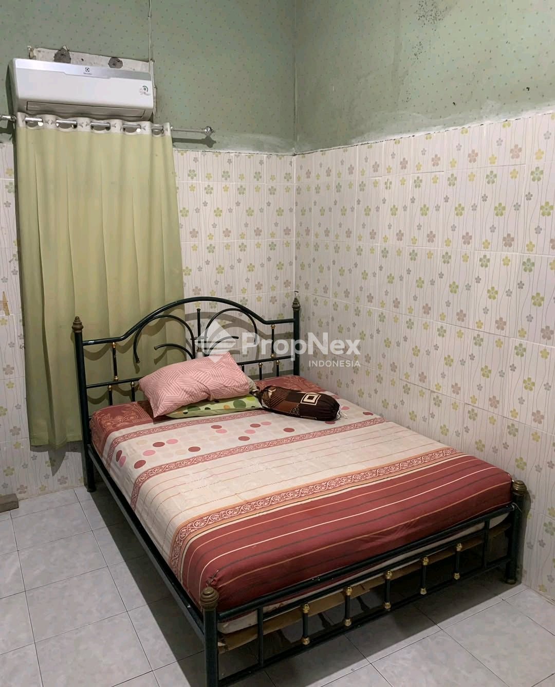 RUMAH BAGUS LOKASI STRATEGIS — foto 5