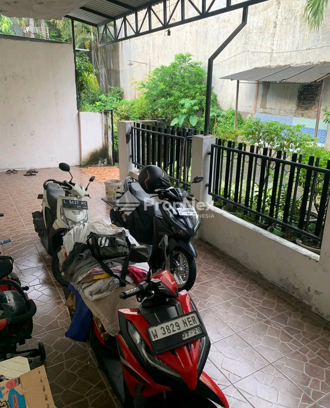RUMAH BAGUS LOKASI STRATEGIS — foto 7