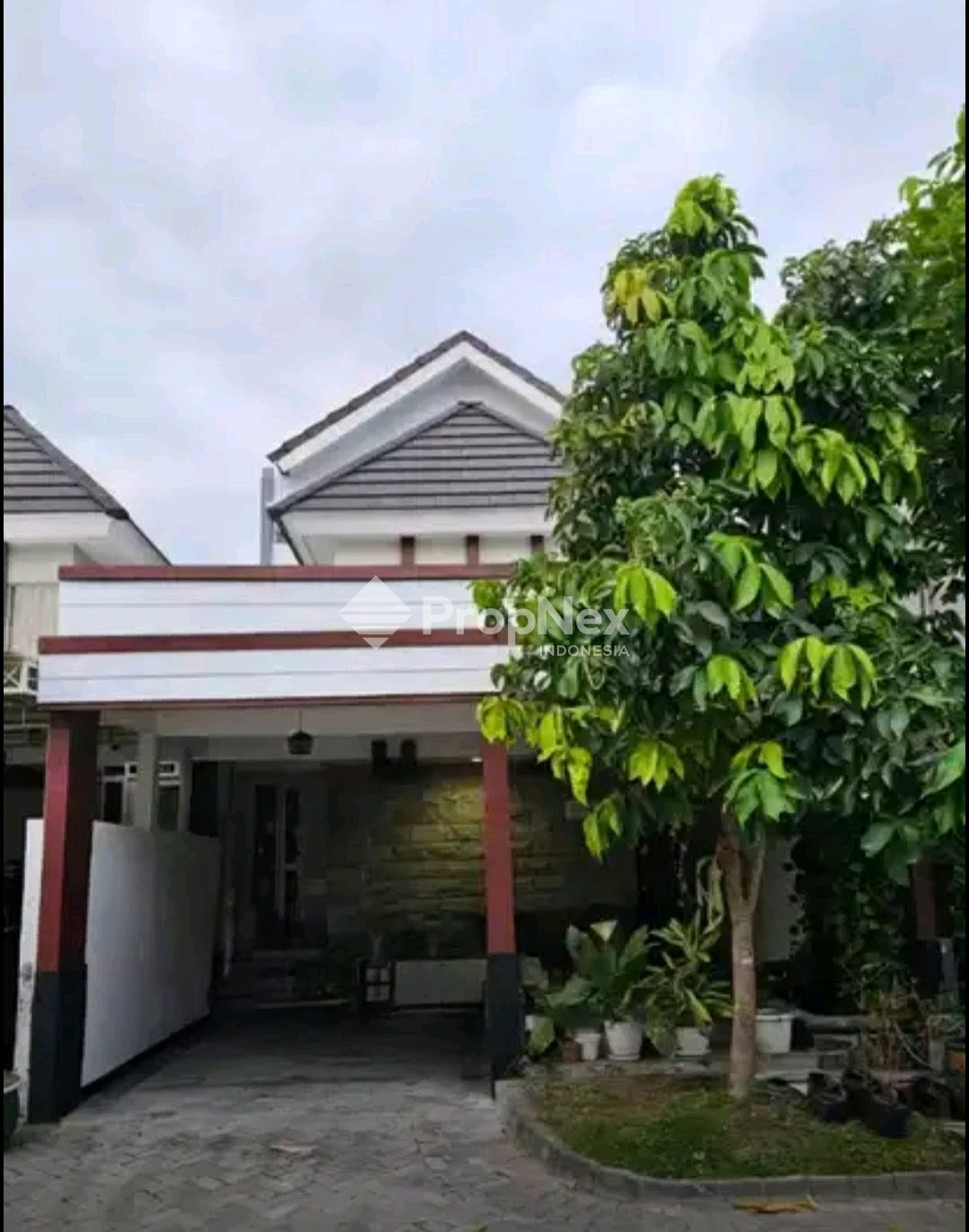 DISEWAKAN RUMAH SAFIRA GARDEN,DEKAT SHAISTANAYA,DEKAT TOL SIDOARJO — foto 2