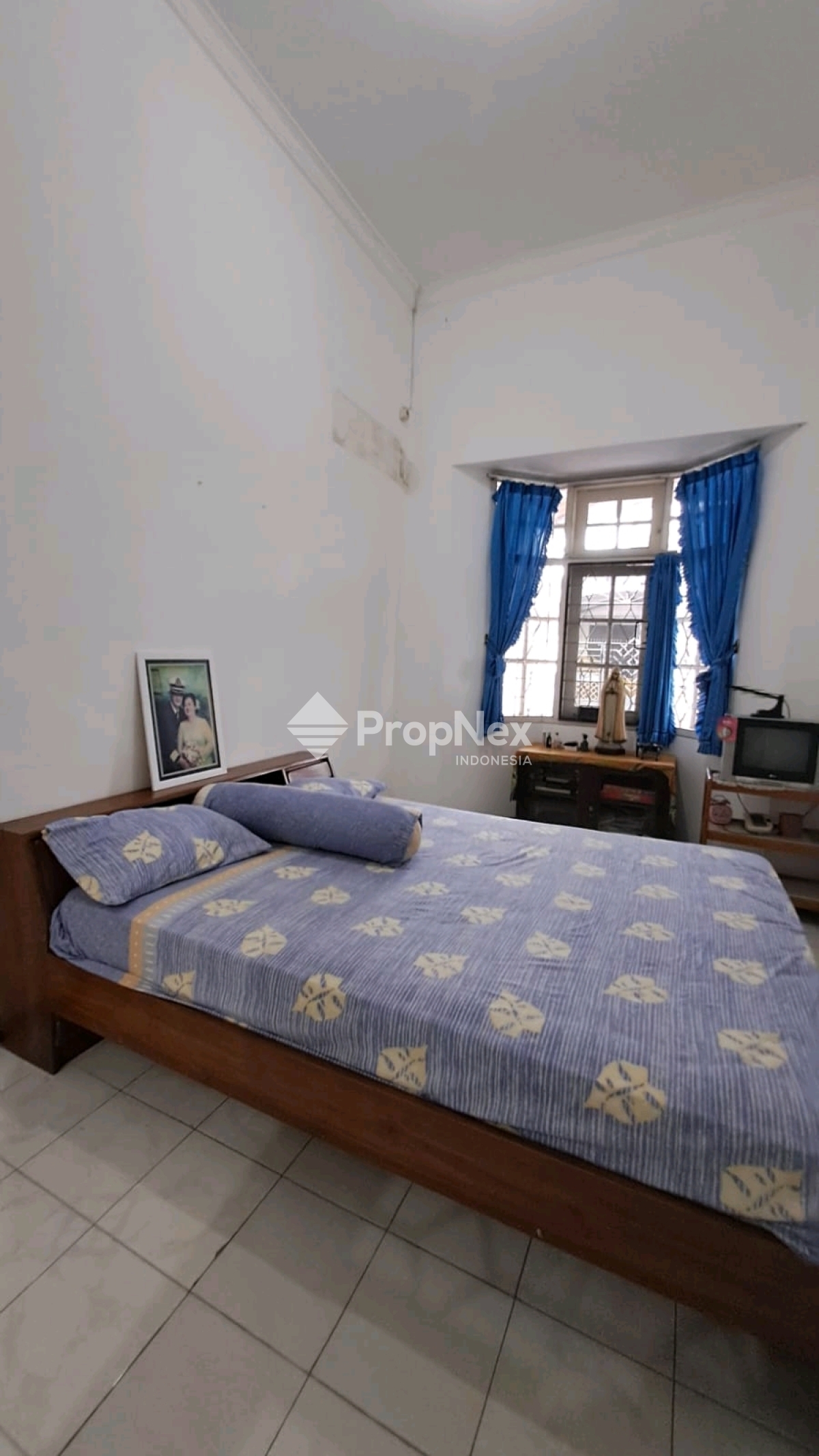 RUMAH HOOK PEKARANGAN LUAS NIRWANA EXECUTIVE — foto 7