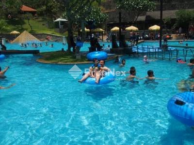 Rumah Villa Full Furnish Besar Taman Dayu Prigen Pasuruan — foto 3