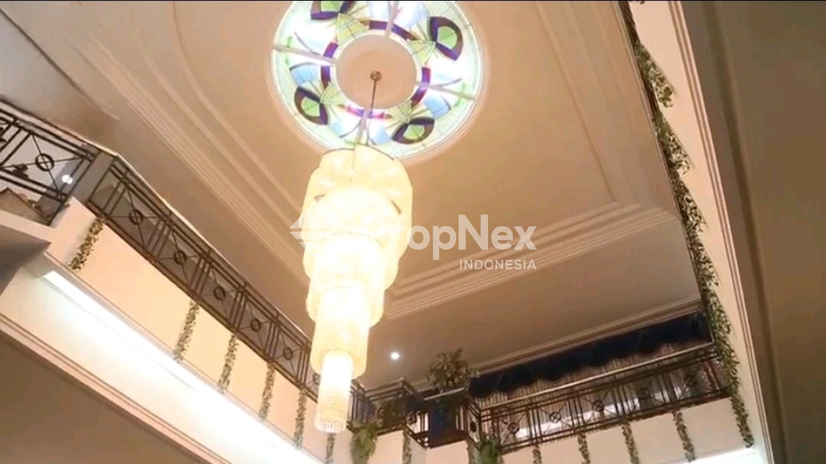 DIJUAL RUMAH MEWAH MARGOREJO — foto 2