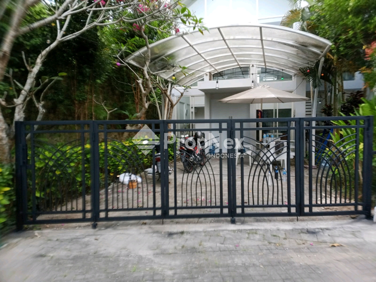 Villa 2 Lantai area Uluwatu siap huni