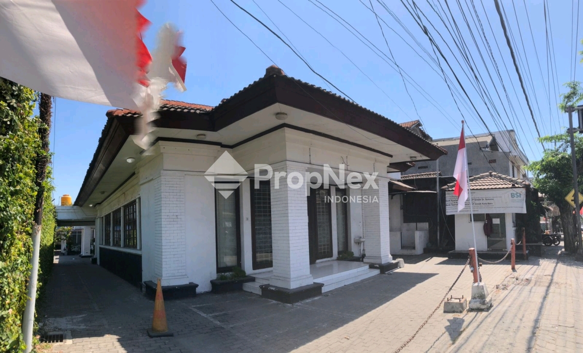 Jalan Dr Soetomo Gresik — foto 3
