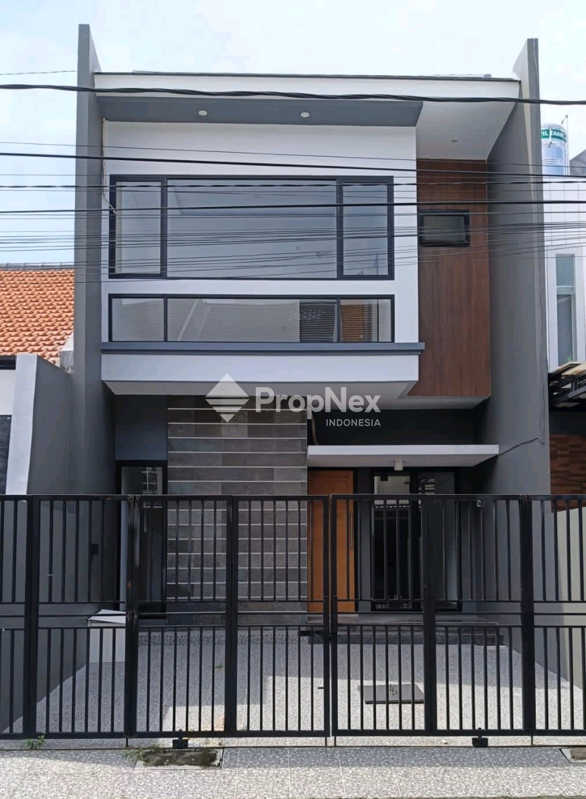 Rumah Baru Klampis Semolo