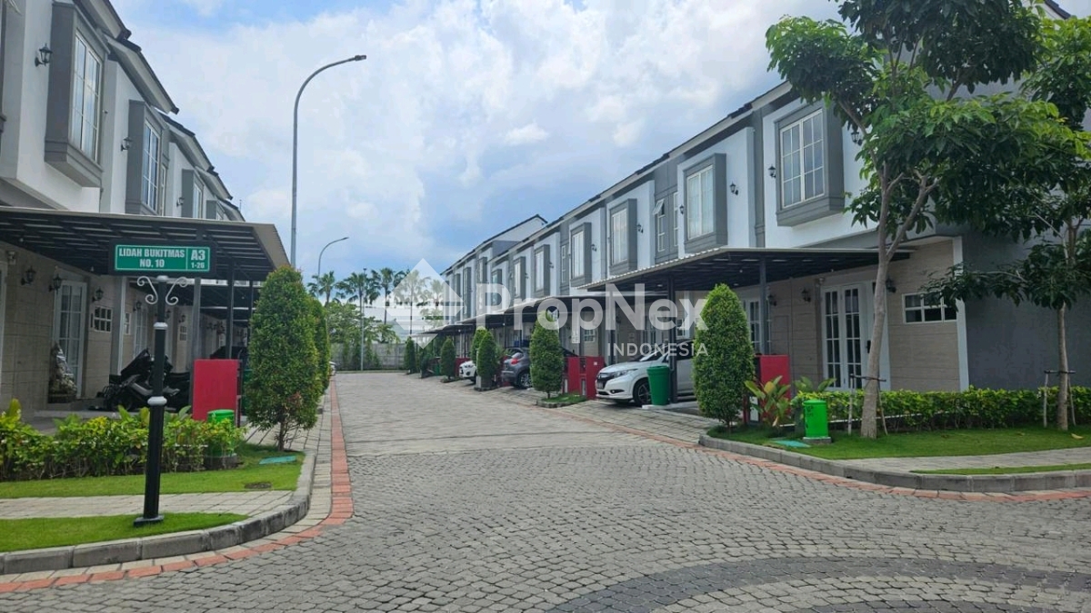 Rumah Wisata Bukit Mas Paddington Wiyung — foto 2