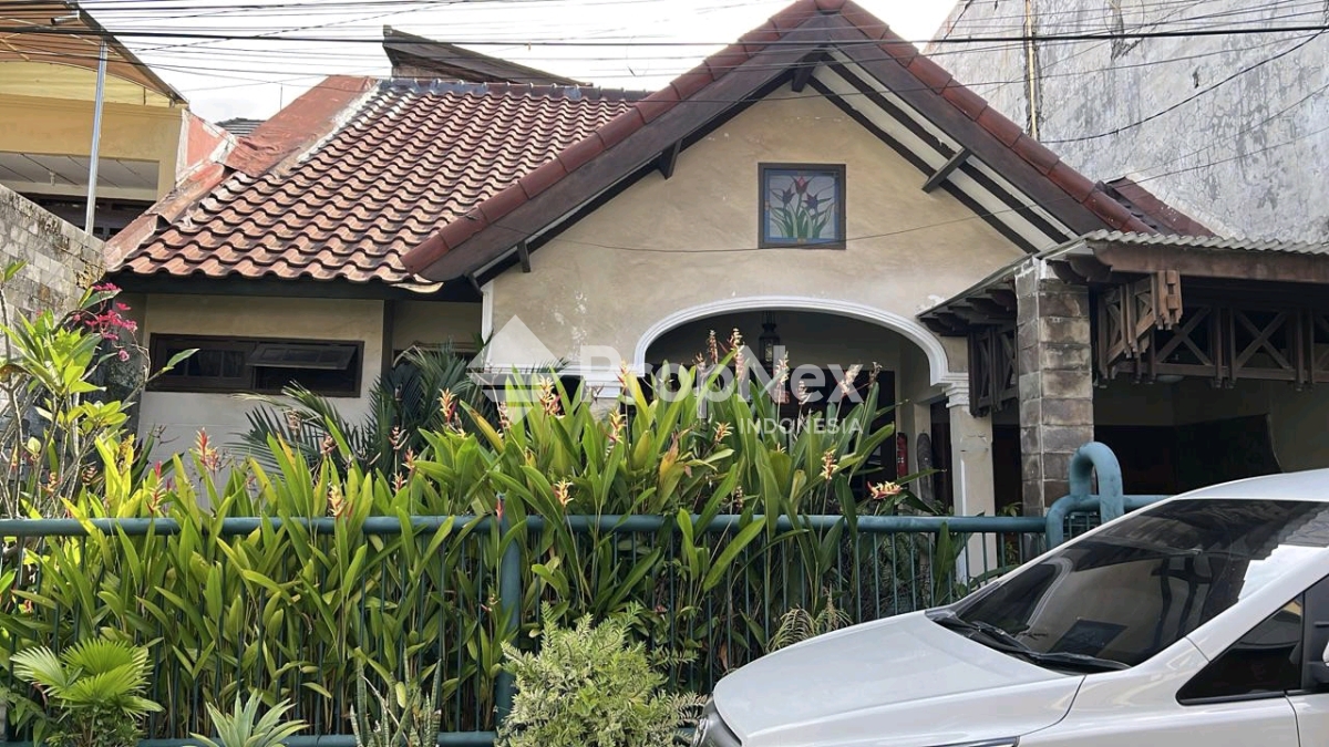 Semolowaru Utara Surabaya
