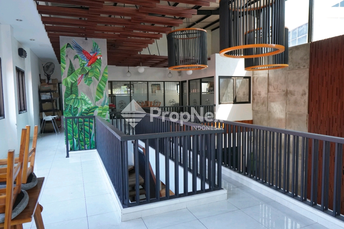 BANGUNAN EX RESTO PUSAT KOTA — foto 4