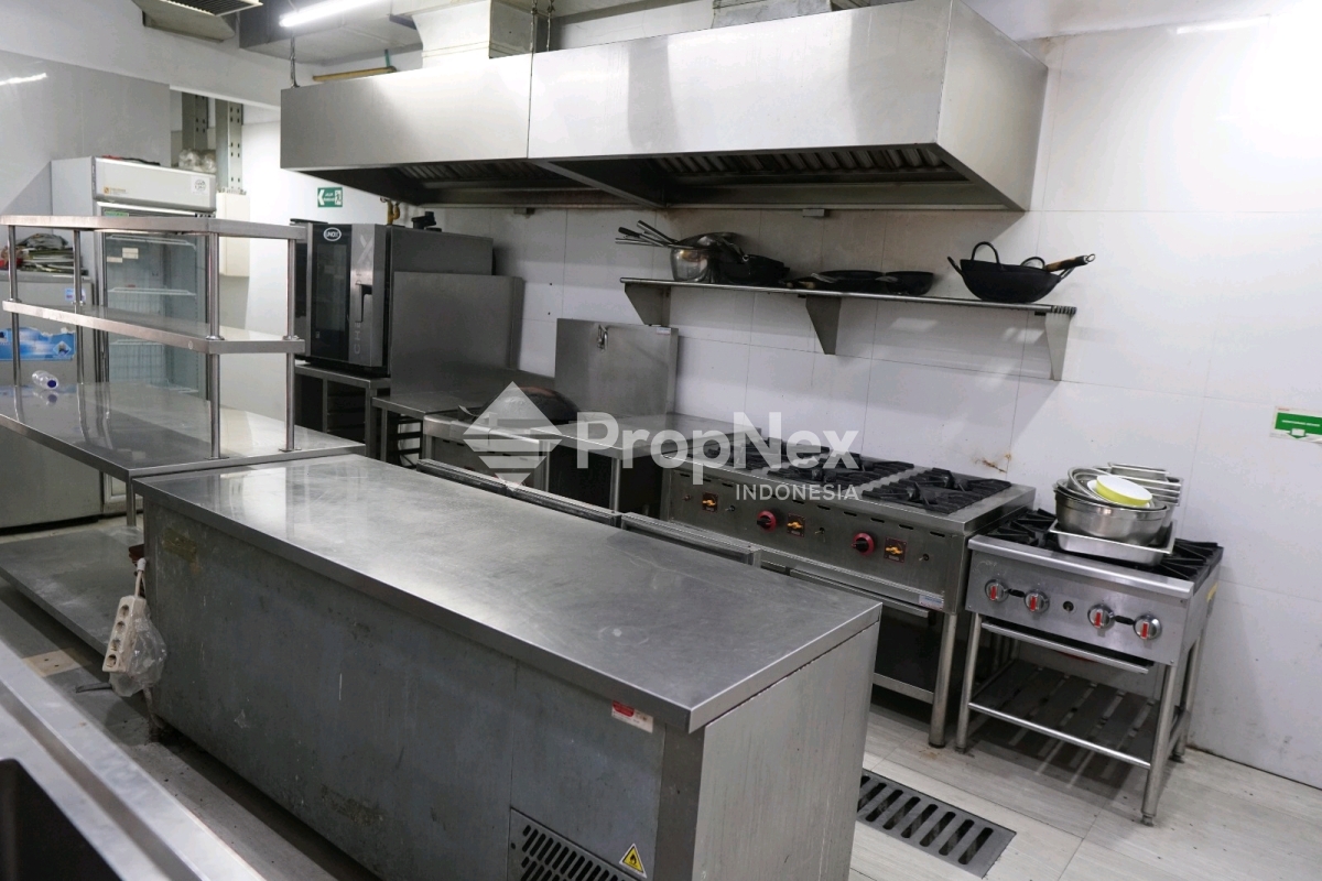 BANGUNAN EX RESTO PUSAT KOTA — foto 5