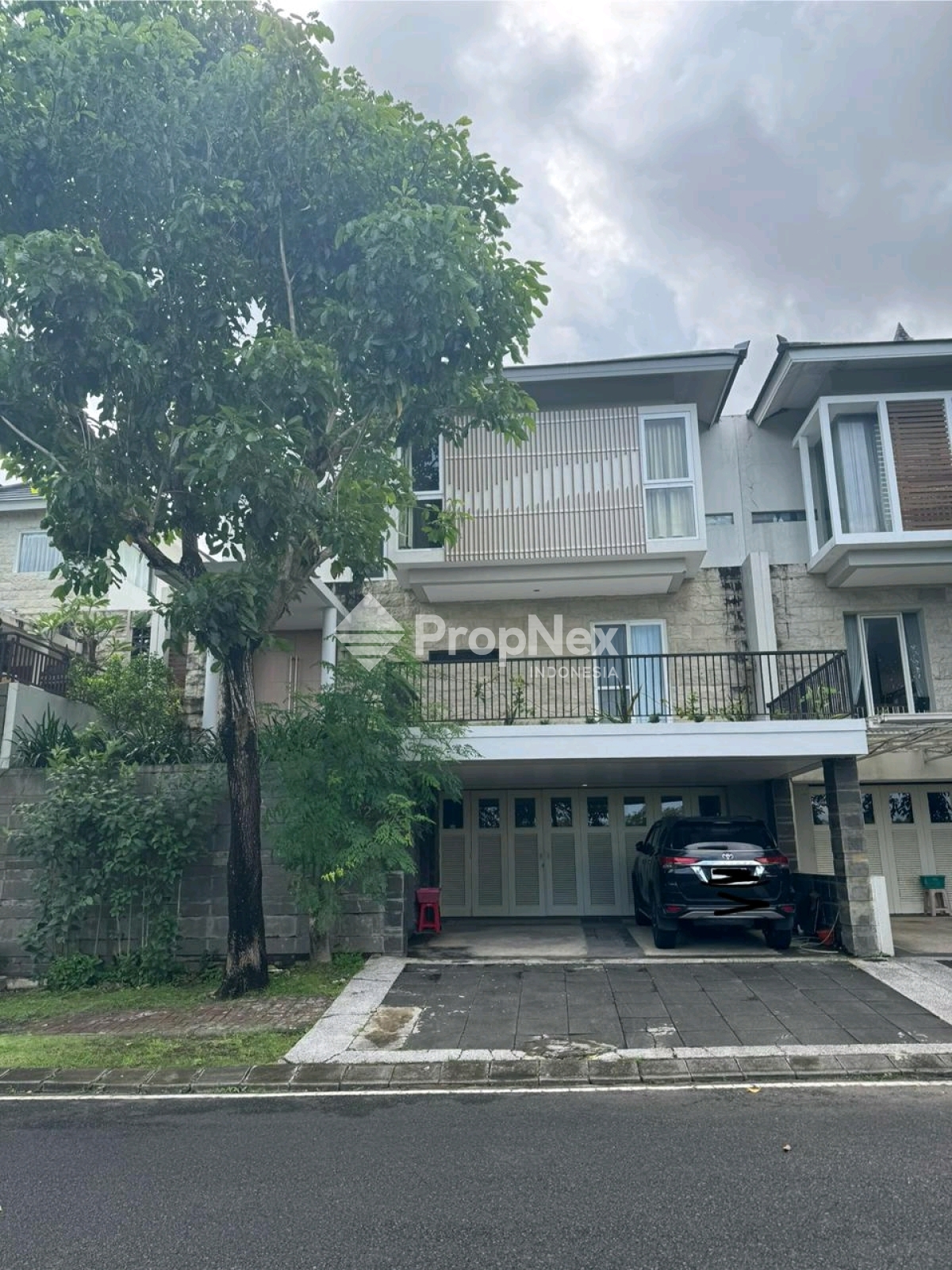 Dijual Rumah Citraland Bali