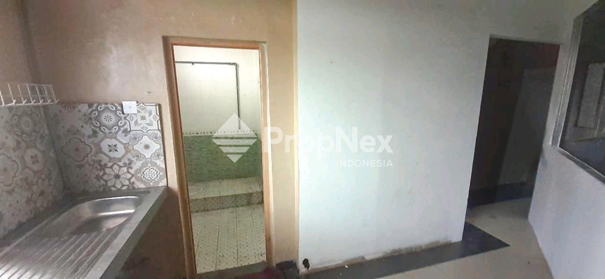 Ruko 3 Lantai Hadap Jalan di Palm Spring — foto 6