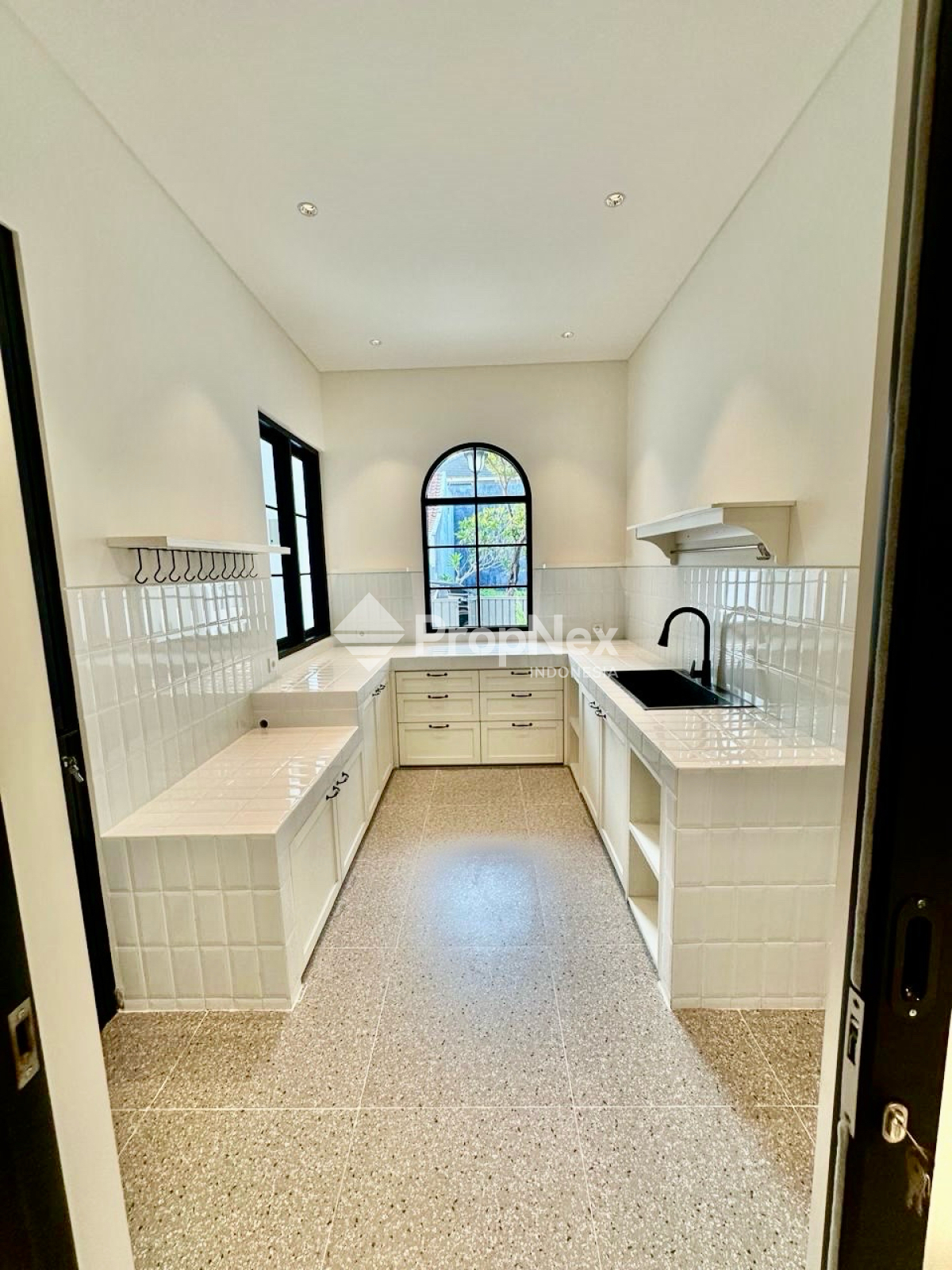 DIJUAL RUMAH ALAM HIJAU CITRALAND 5KT BARU DEKAT SEKOLAH PASAR MODERN — foto 5