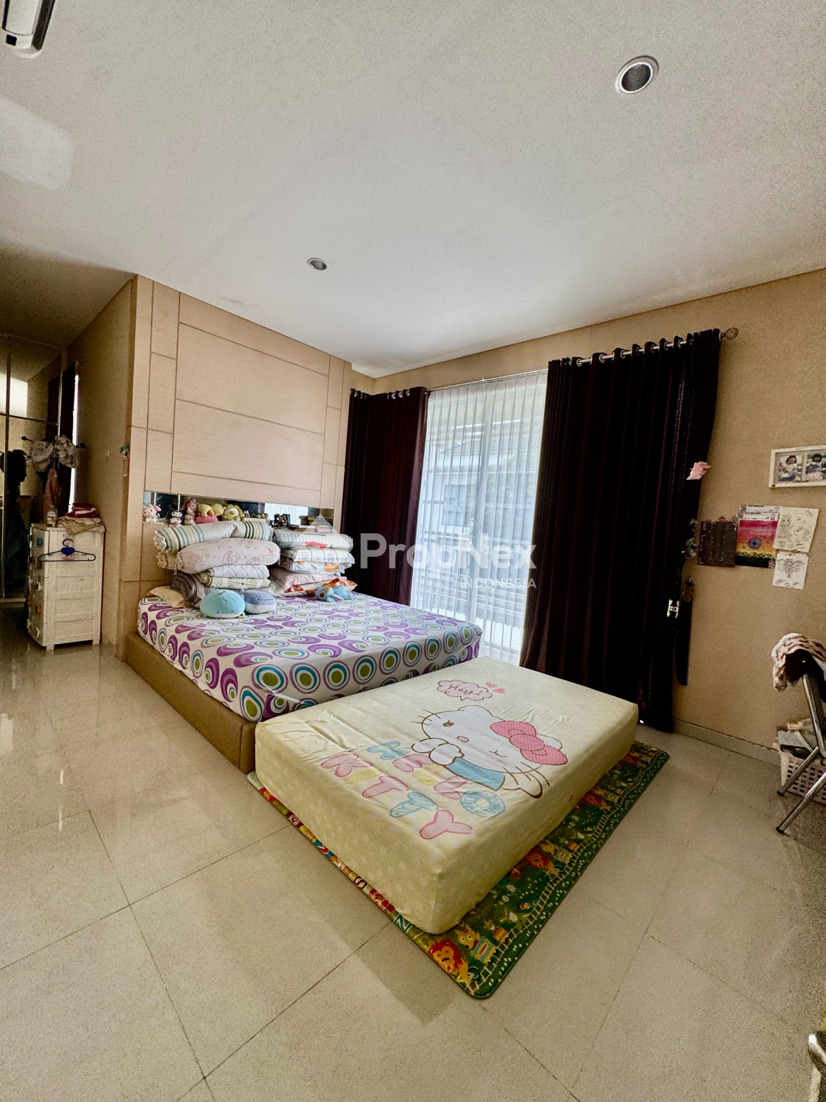 DIJUAL RUMAH EASTWOOD CITRALAND 4KT 2LT DEKAT PASAR MODERN CIPUTRA — foto 2