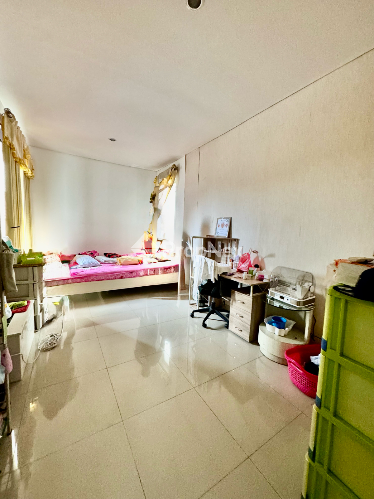 DIJUAL RUMAH EASTWOOD CITRALAND 4KT 2LT DEKAT PASAR MODERN CIPUTRA — foto 10