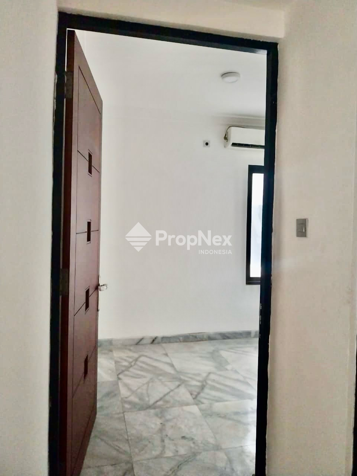DIJUAL RUMAH TPR TAMAN PUSPA RAYA CITRALAND 3KT 2LT DEKAT PASAR MODERN — foto 3