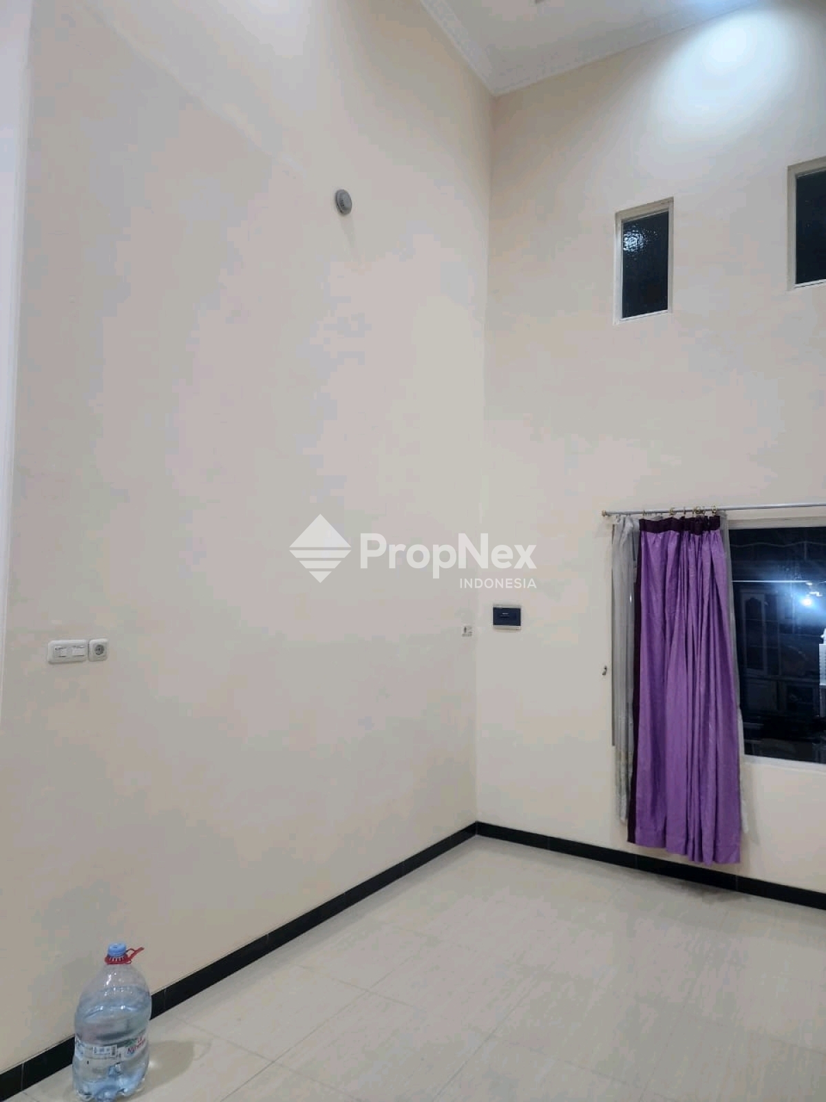 Disewakan Rmh di Kuala Mas Semarang Utara — foto 3