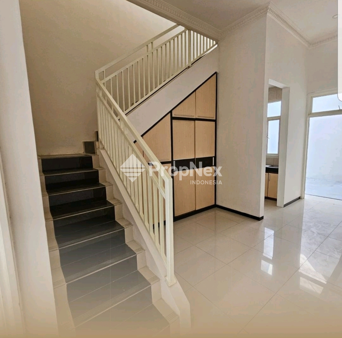 Jual Rumah Kedinding 2Lt Dkt Kenjeran — foto 4