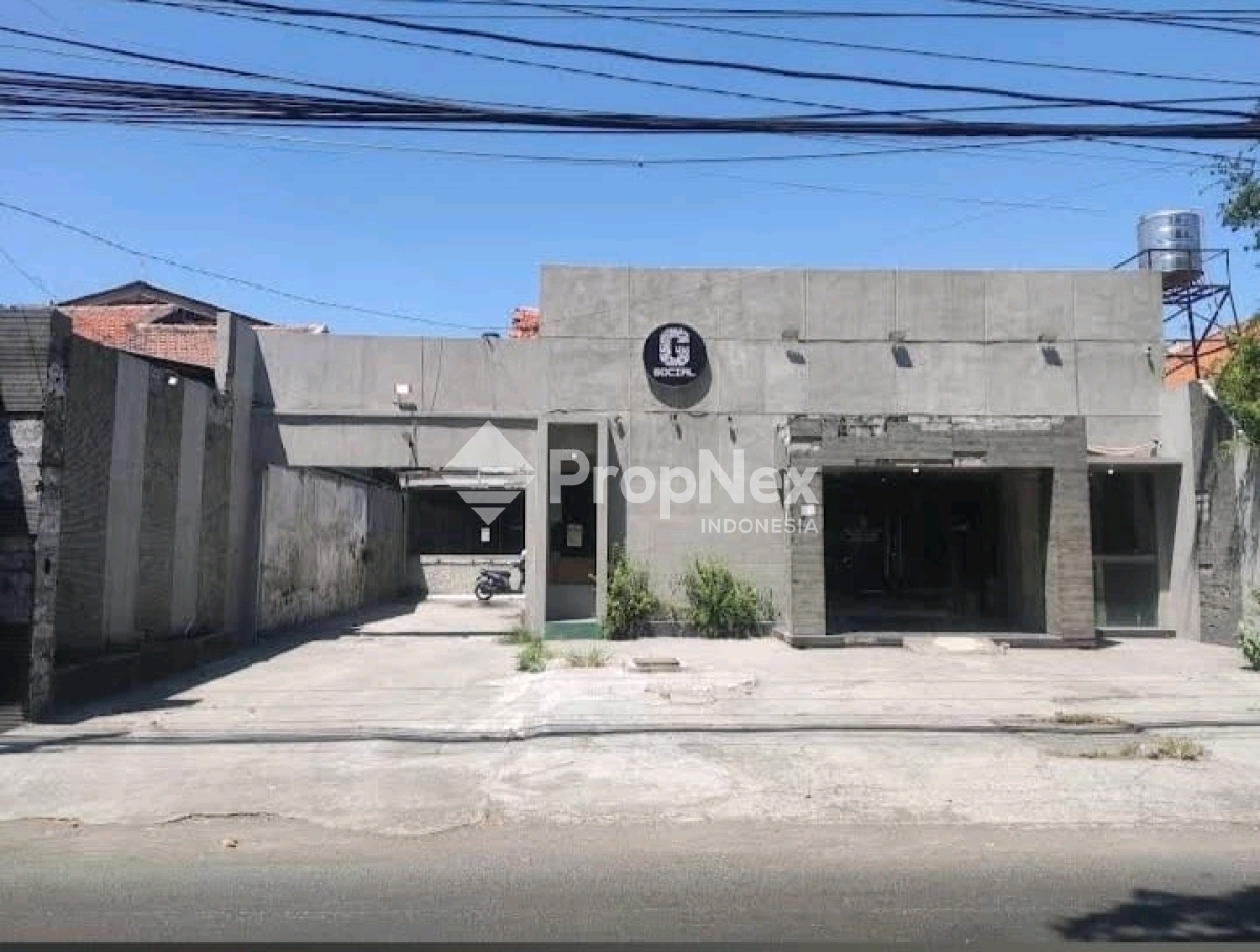 DISEWAKAN RUMAH TEMPAT USAHA RUNGKUT DOUBLE WAY COCOK UNTUK KOMERSIL