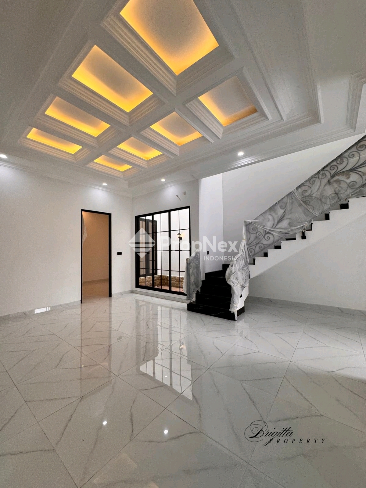 Rumah Baru 5 Kamar Babatan Pantai Surabaya Utara Strategis — foto 5