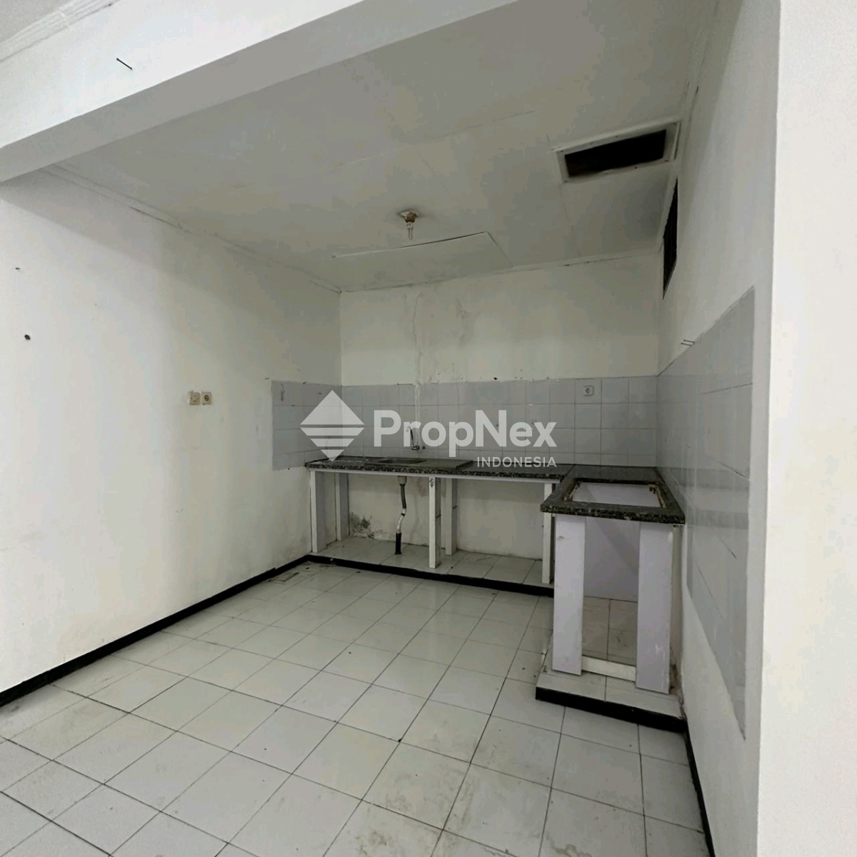 rumah sutorejo prima dkt mulyosari, pakuwon, babatan — foto 8
