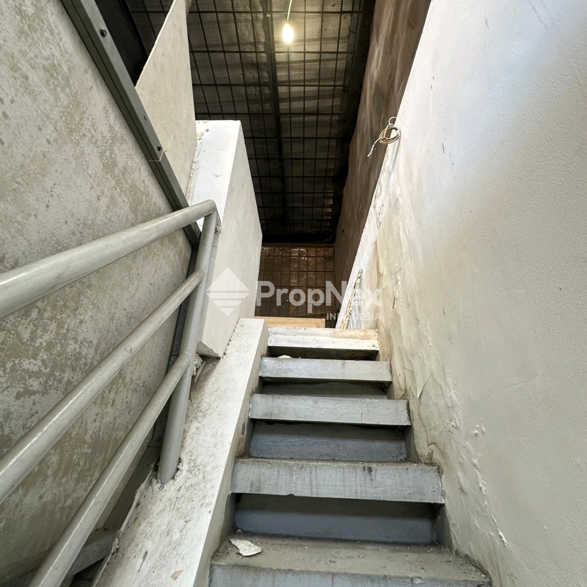 rumah sutorejo prima dkt mulyosari, pakuwon, babatan — foto 9