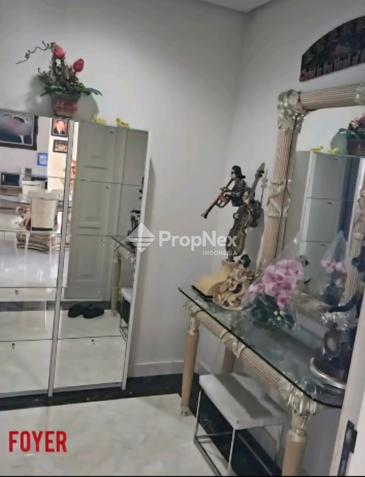 apartment the Adhiwangsa Golf residence mayjend sungkpno dekat  ptc — foto 2