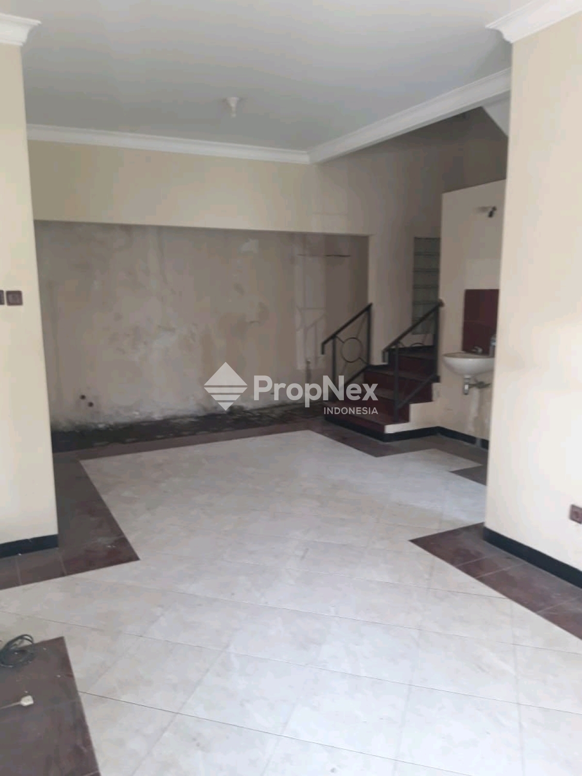 Rumah Mulyosari Strategis — foto 2