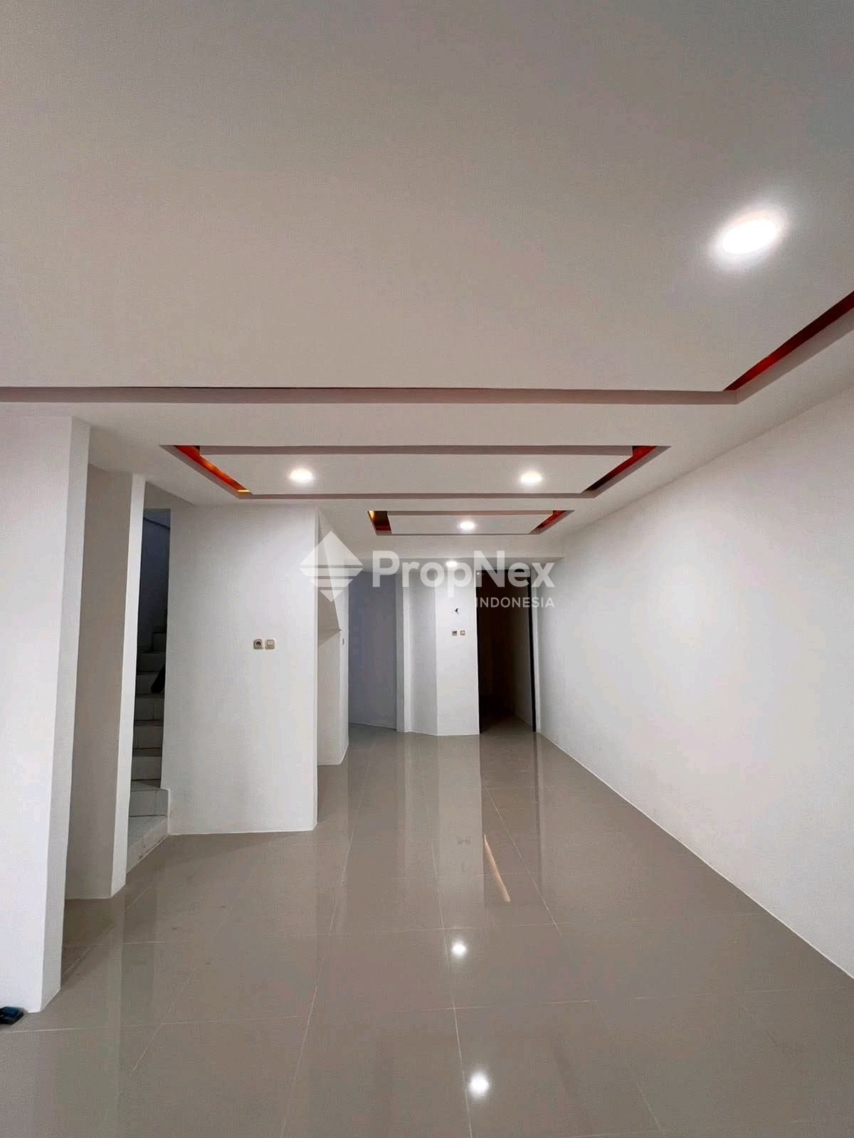 Rumah Nginden Intan Full Renovasi — foto 5