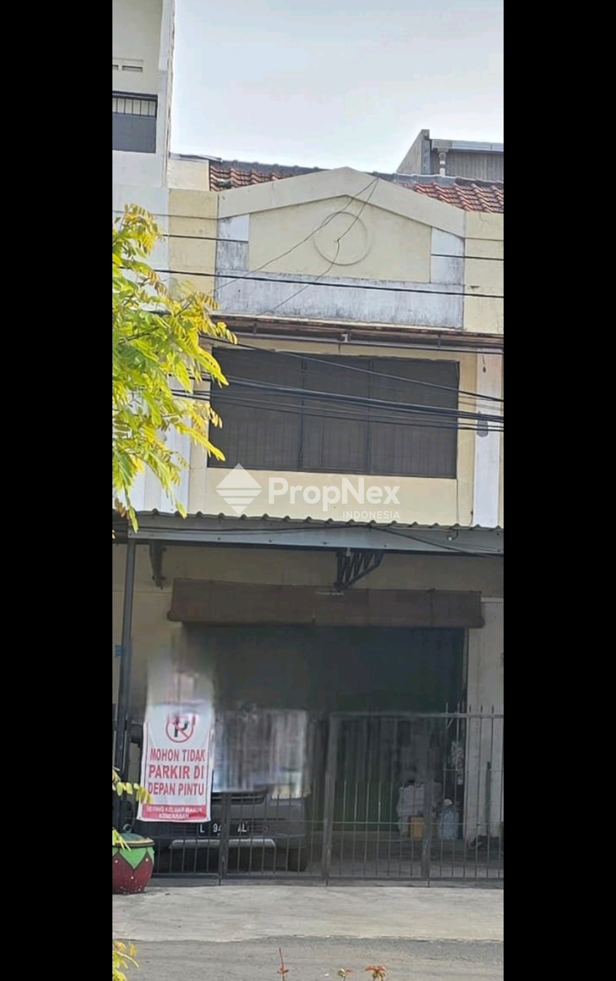 Raya Darmo Baru barat