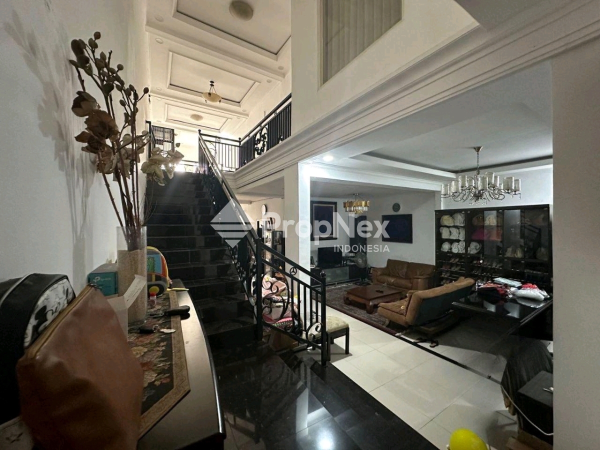 Raya Manyar Surabaya