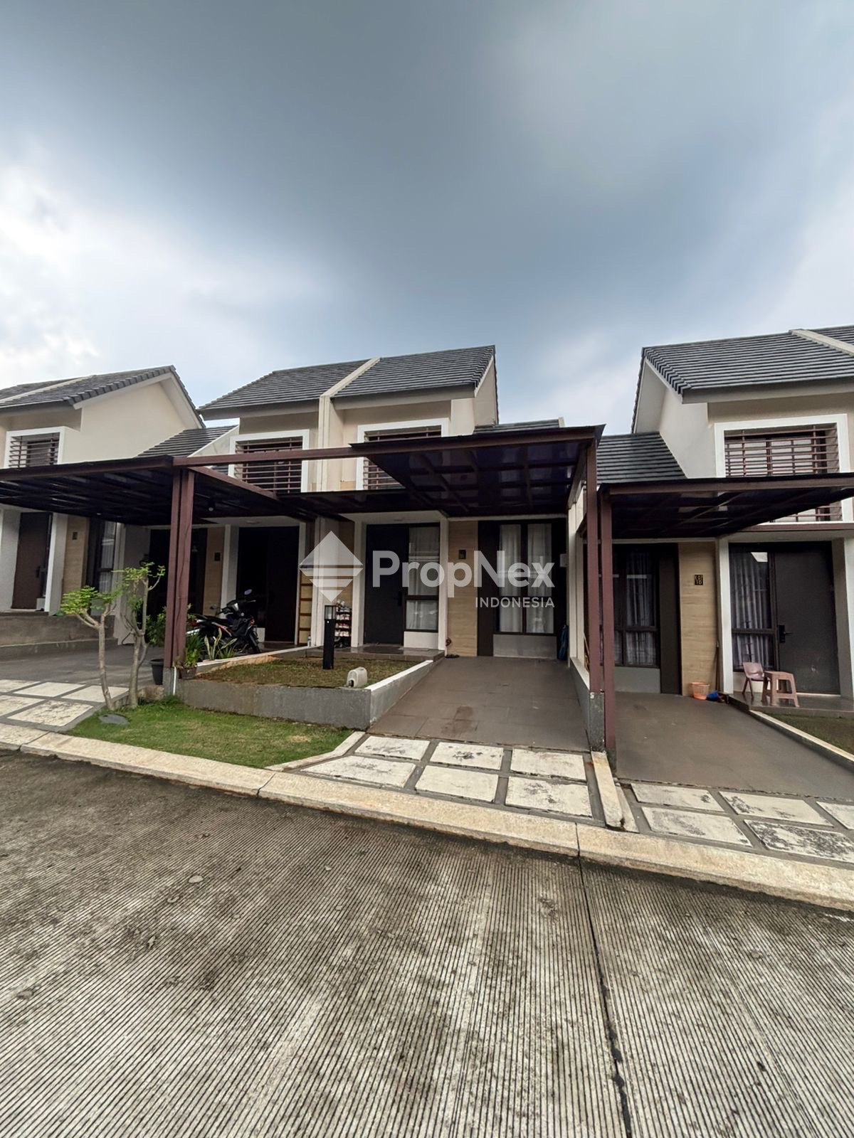 Takeover Cluster Lagoon Park Cibubur
