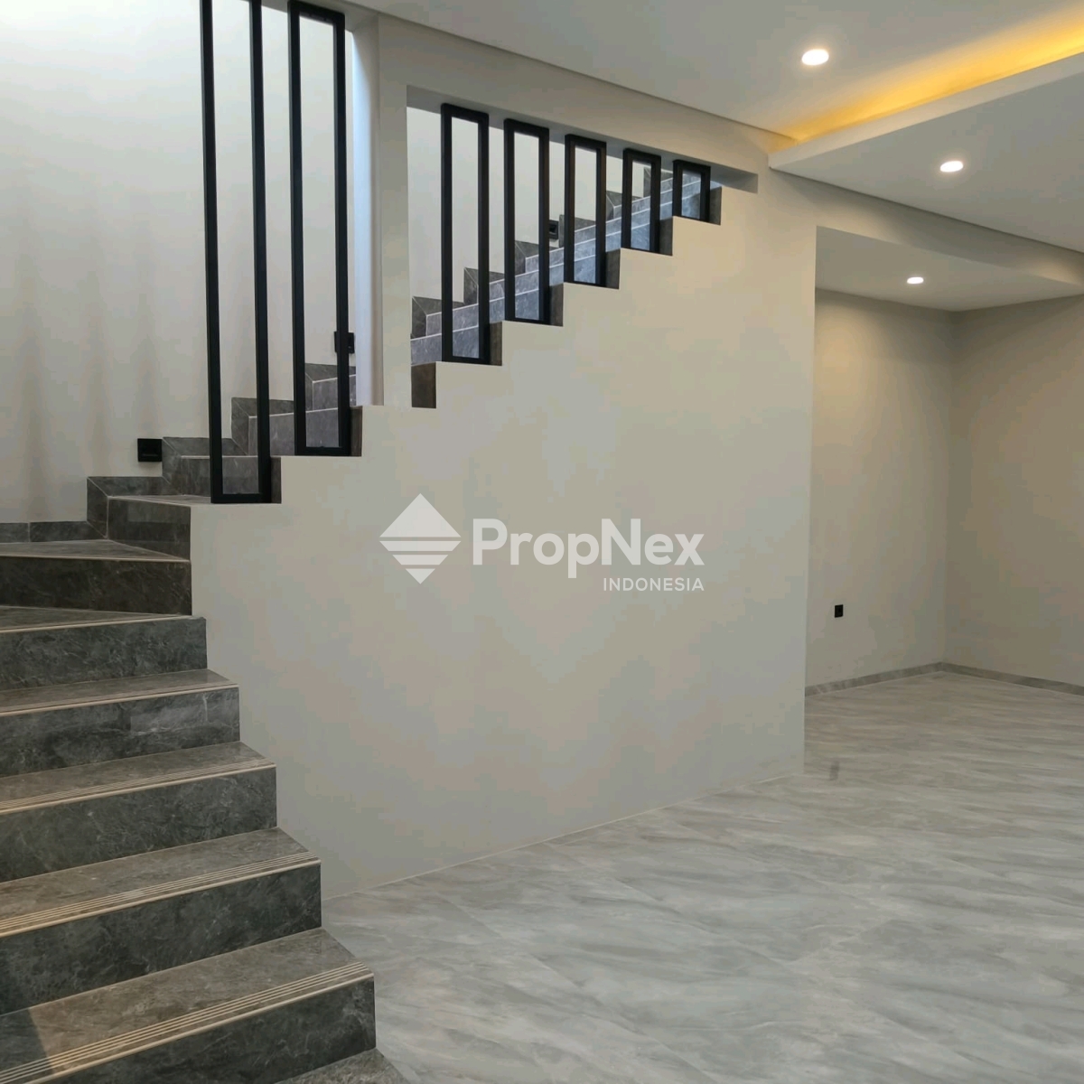 Grand Pakuwon Surabaya Barat — foto 9