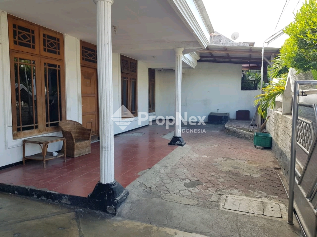 JUAL CEPAT RUMAH TENGAH KOTA CIPUNEGARA DKT ROKAN CILIWUNG KUTAI — foto 2