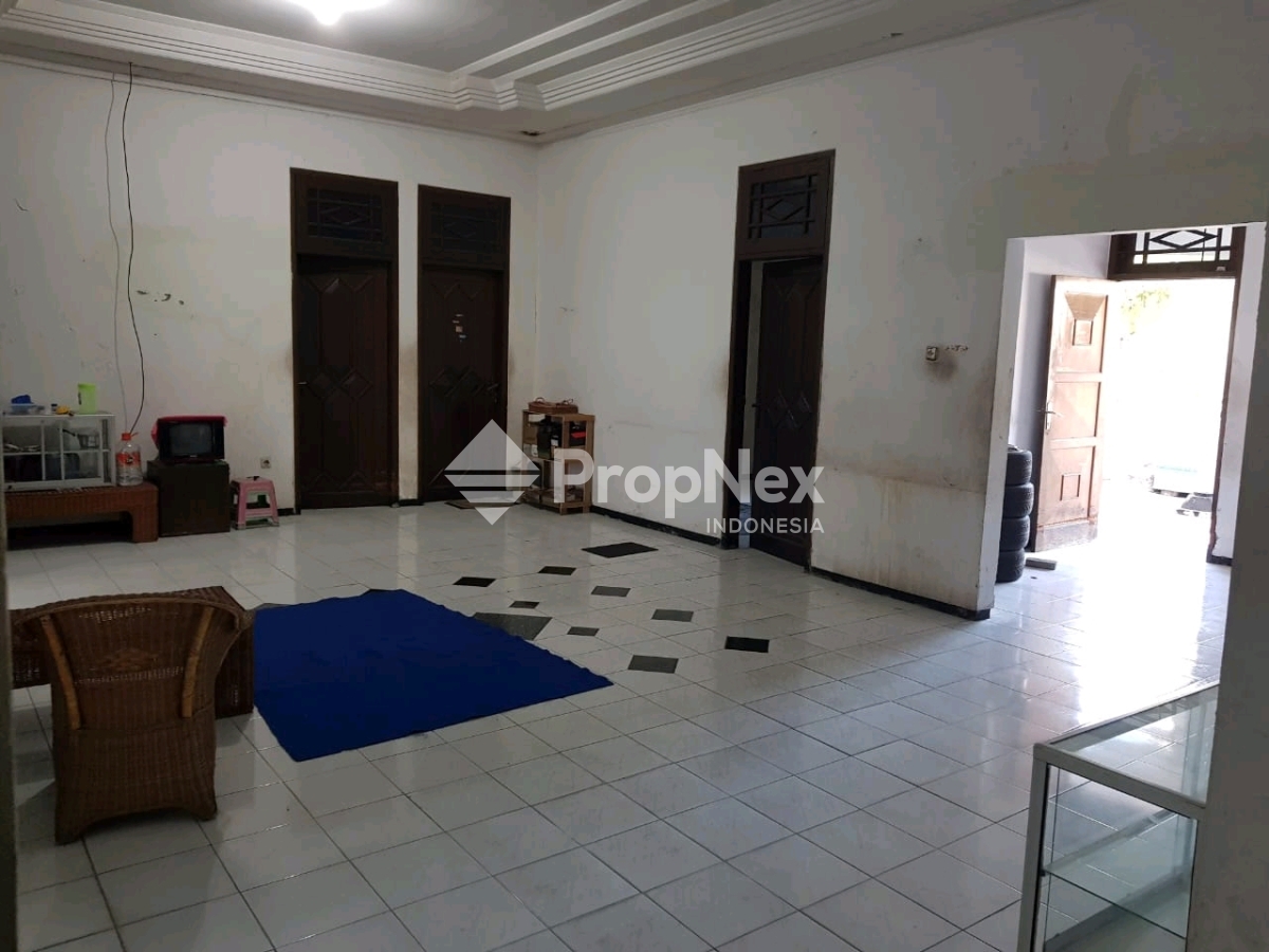JUAL CEPAT RUMAH TENGAH KOTA CIPUNEGARA DKT ROKAN CILIWUNG KUTAI — foto 6