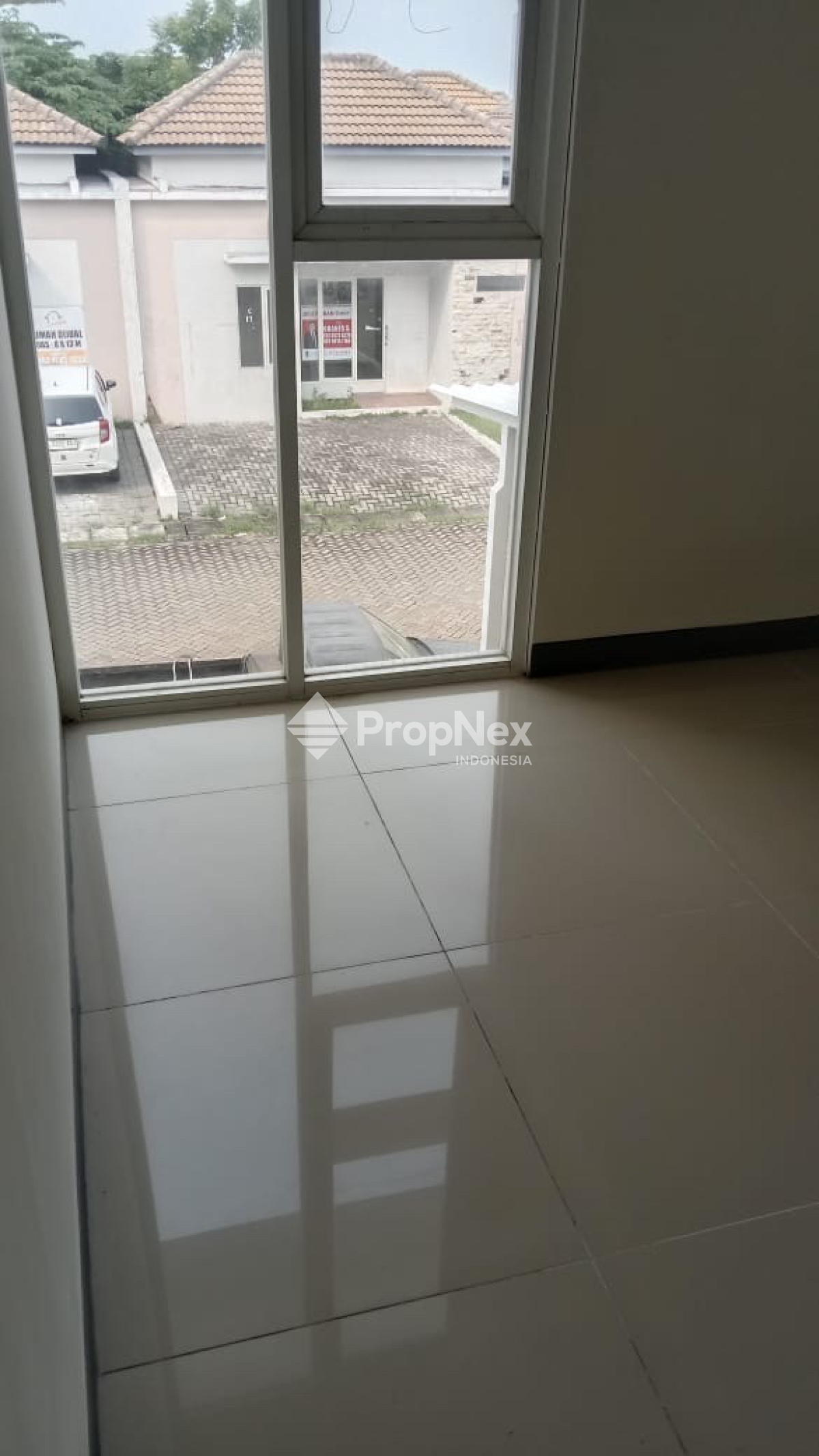 NEWTON PARK DEKAT TERMINAL 2 JUANDA — foto 4