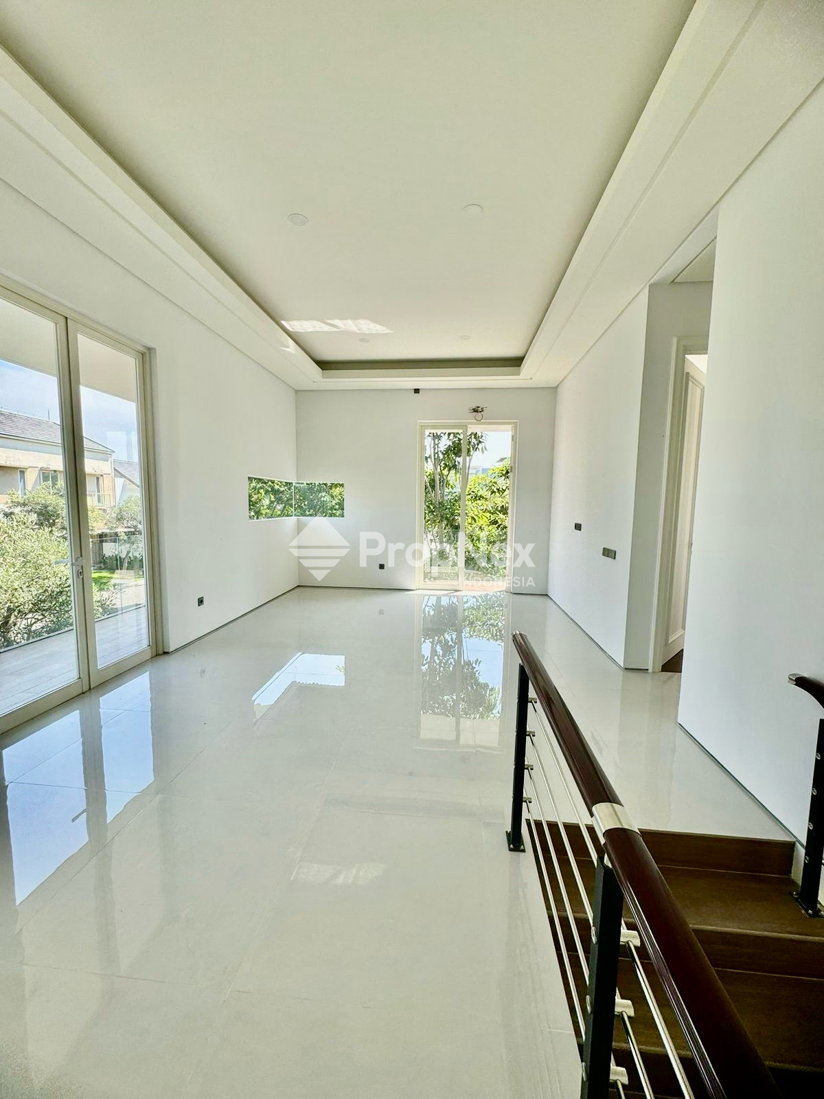 JUAL SEWA RUMAH MOCA VRBANA DIAN ISTANA SEMI FURNISH HOOK DEKAT TOL SATELIT — foto 2