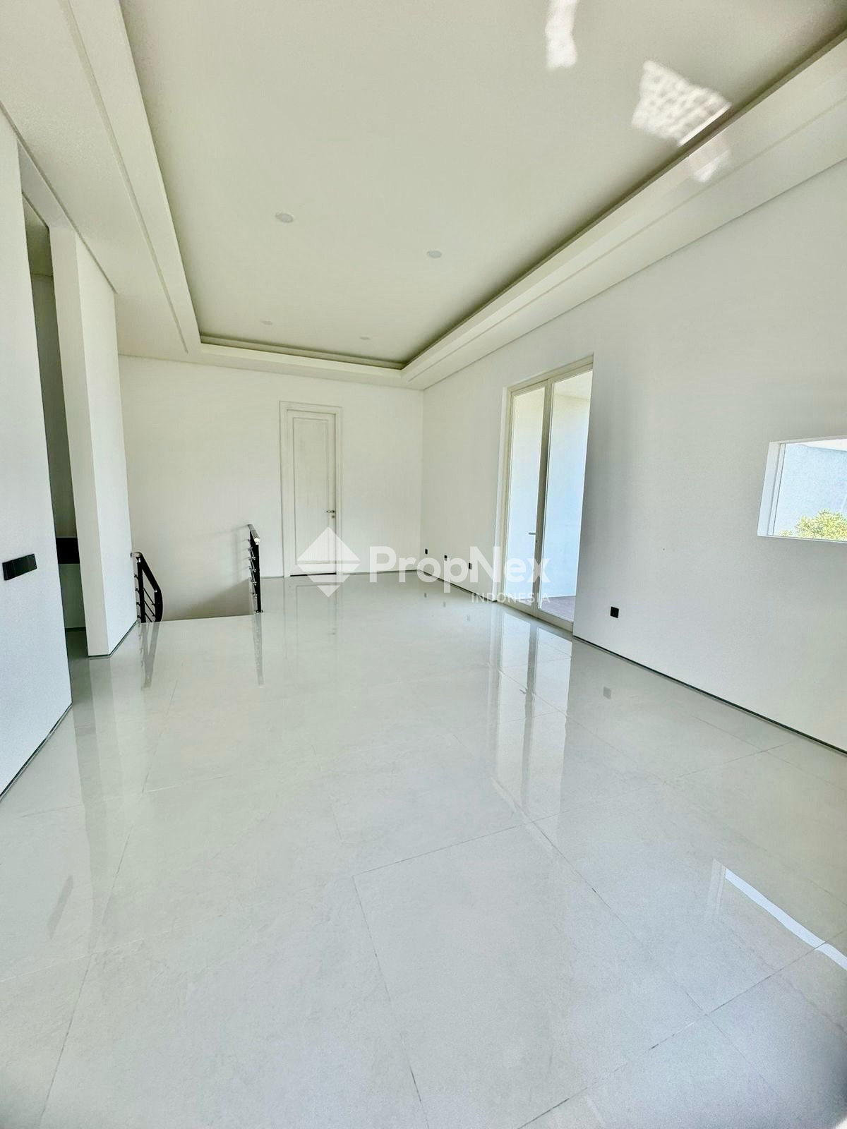 JUAL SEWA RUMAH MOCA VRBANA DIAN ISTANA SEMI FURNISH HOOK DEKAT TOL SATELIT — foto 7