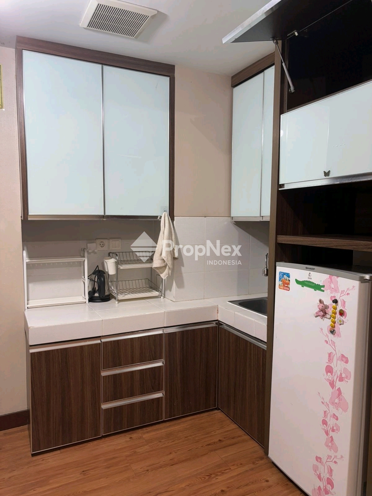 Sewa Apartemen Scientia Gading Serpong 2BR Furnished View Kota — foto 2