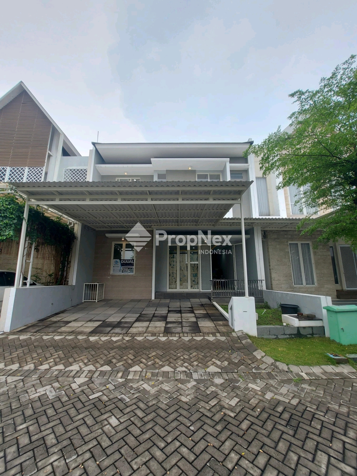 Royal Residence