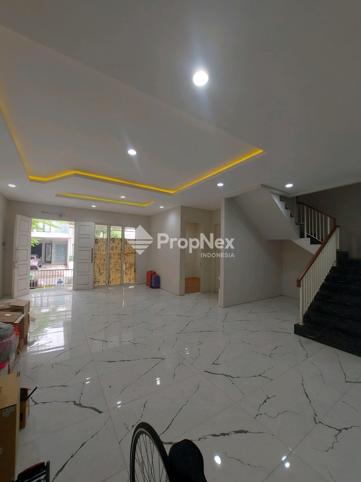 Royal Residence — foto 4