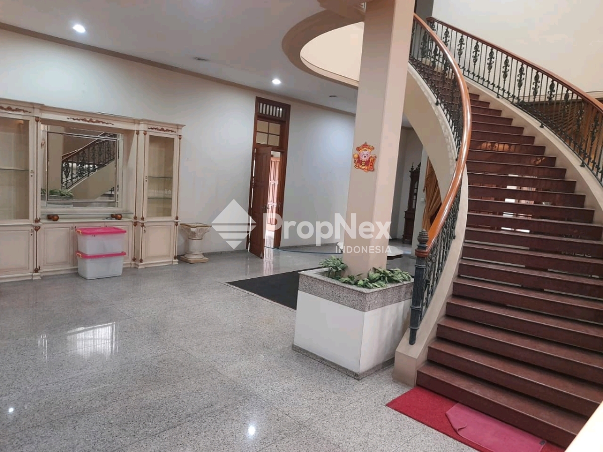 DiJual Rumah Nginden Intan Raya — foto 3
