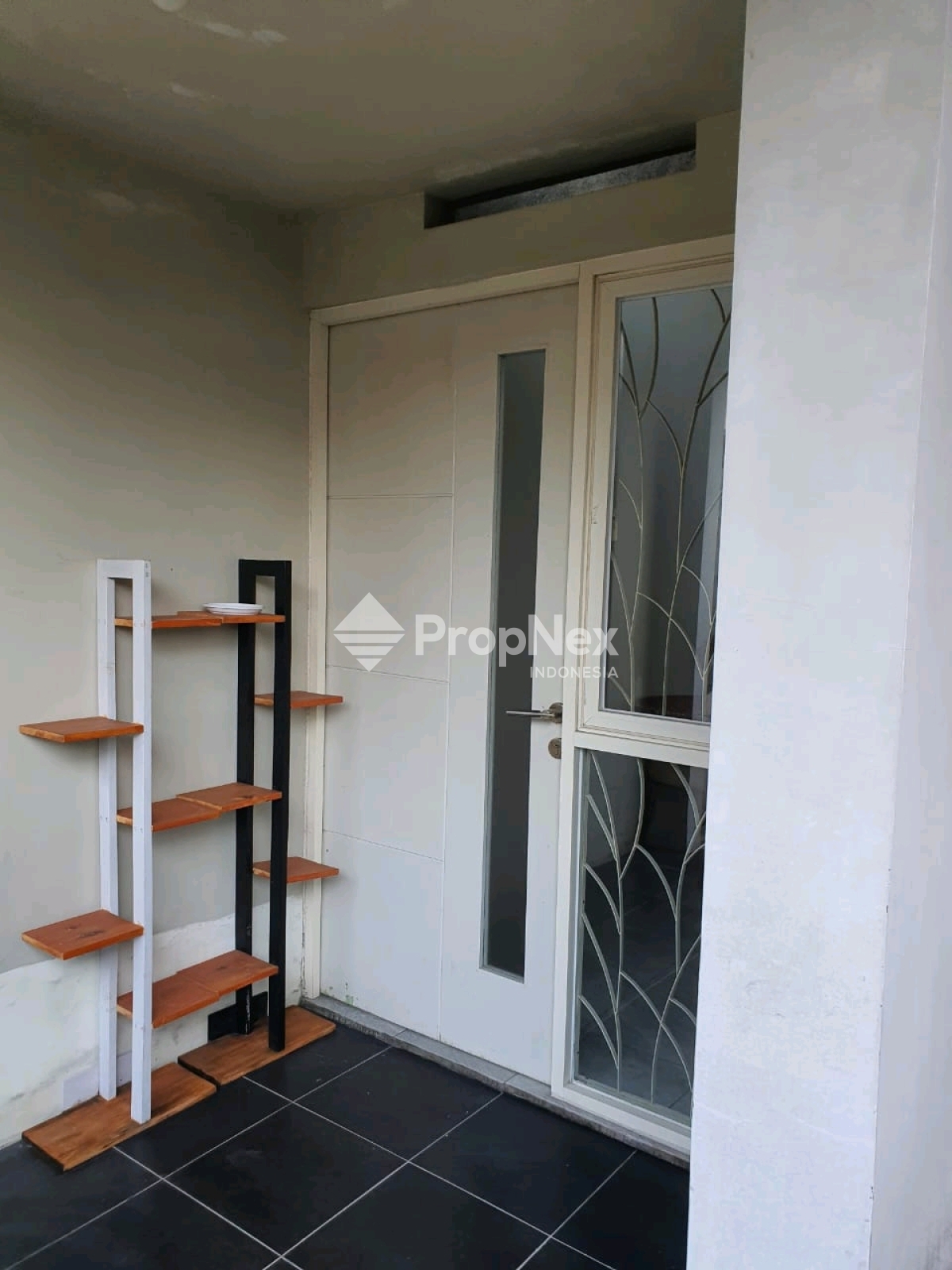 Dijual beserta perabotan daerah gedang PSJ Sidoarjo