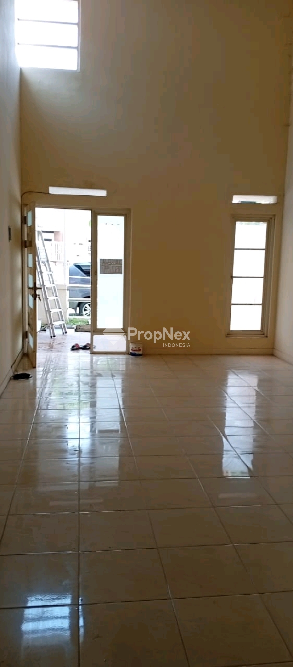 sewa rumah Puri Surya jaya Valencia gedangan — foto 5