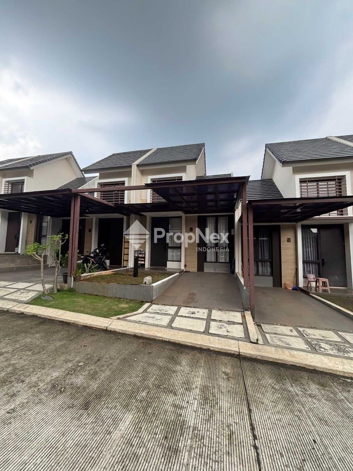 Takeover Cluster Lagoon Park Cibubur