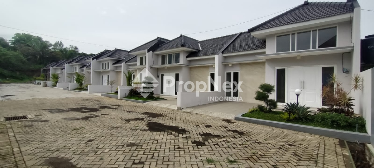 Perumahan Bagus Luas Super Langka di Kota Batu Cocok Untuk Investor