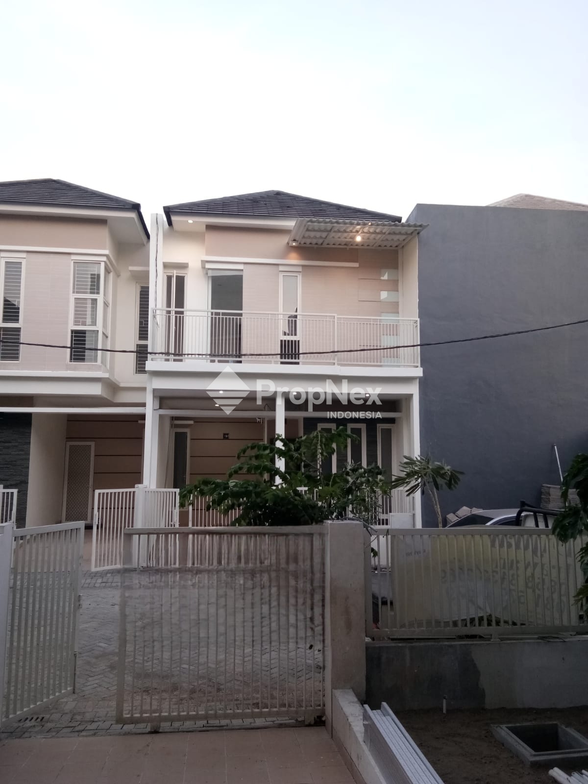 Villa Darmo Indah